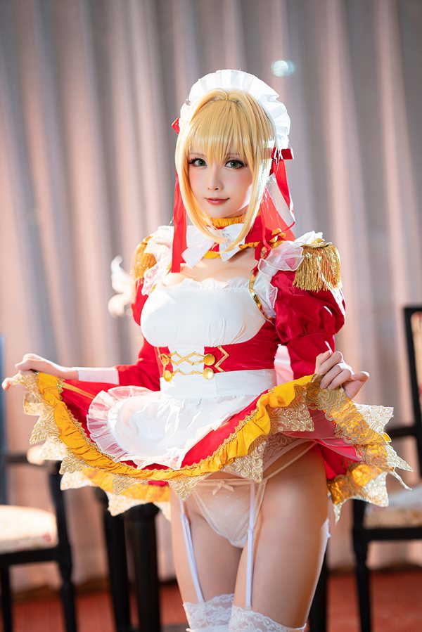 网红Coser@星之迟迟 御主人様 尼禄女仆 [25P/100MB]