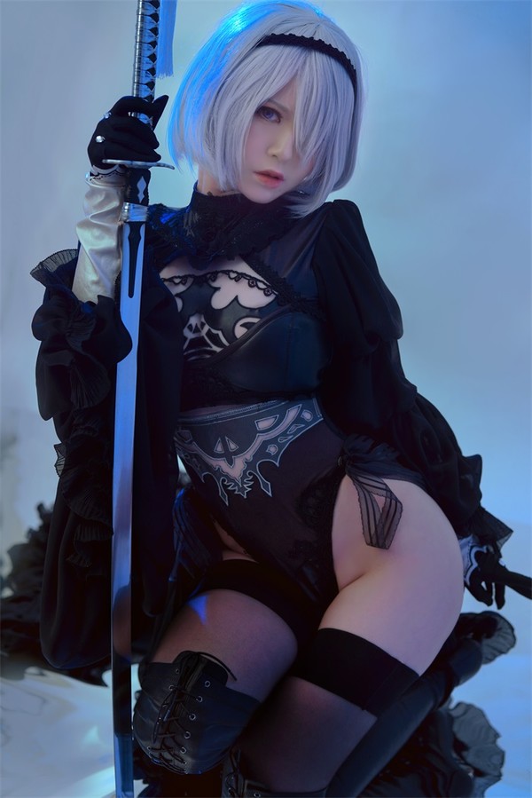 网红Coser@半半子 二号B型 [48P/380MB]