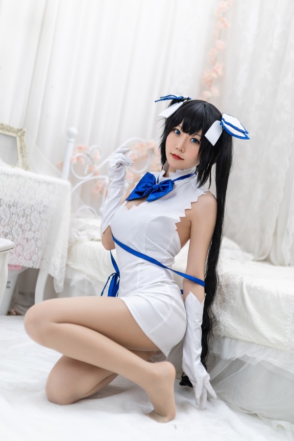 网红Coser@香草喵露露 赫斯提亚 [20P/265MB]