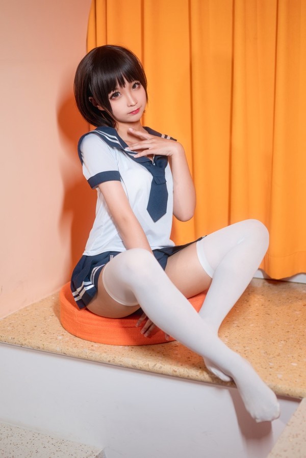 人气Coser@蠢沫沫 学生服 [42P/478MB]