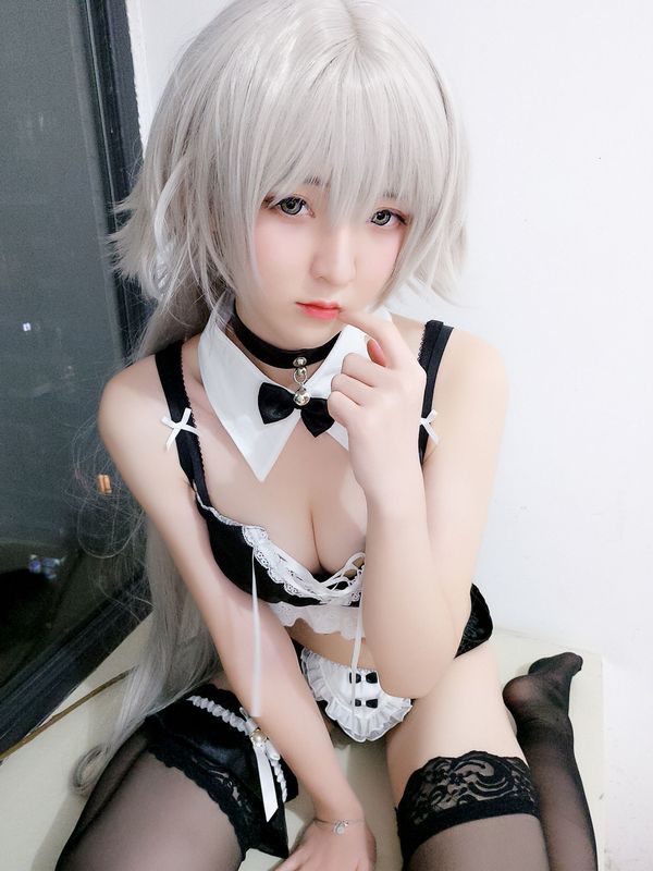 人气Coser@一小央泽 赫斯缇雅+黑贞德+私房照【41P/13M】