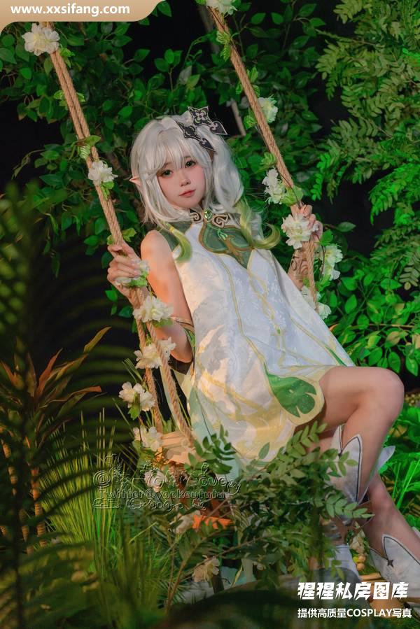 咬一口兔娘ovo COSPLAY写真集《万年萝莉纳西妲 》超高清套图下载[40P/619M]