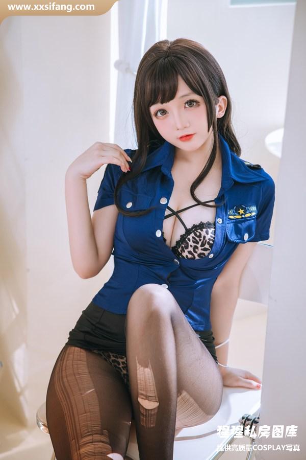 日奈娇 COSPLAY写真集《豹纹女警》超高清套图下载[111P/1.38G]