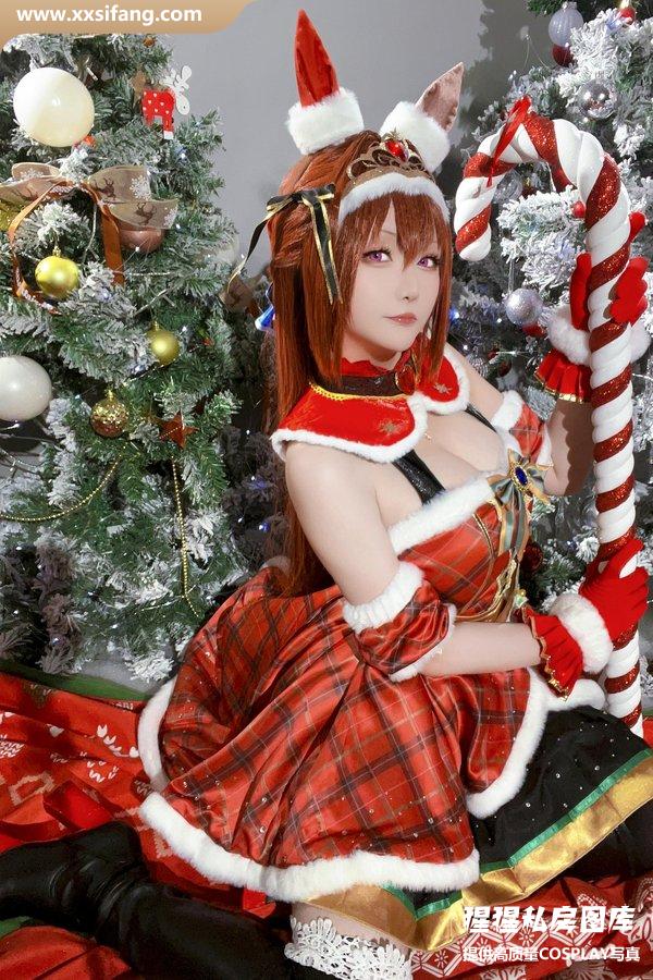 星之迟迟写真集《2023年12月计划A 赛马娘 大和赤骥 圣诞衣装》高清套图下载[47P]